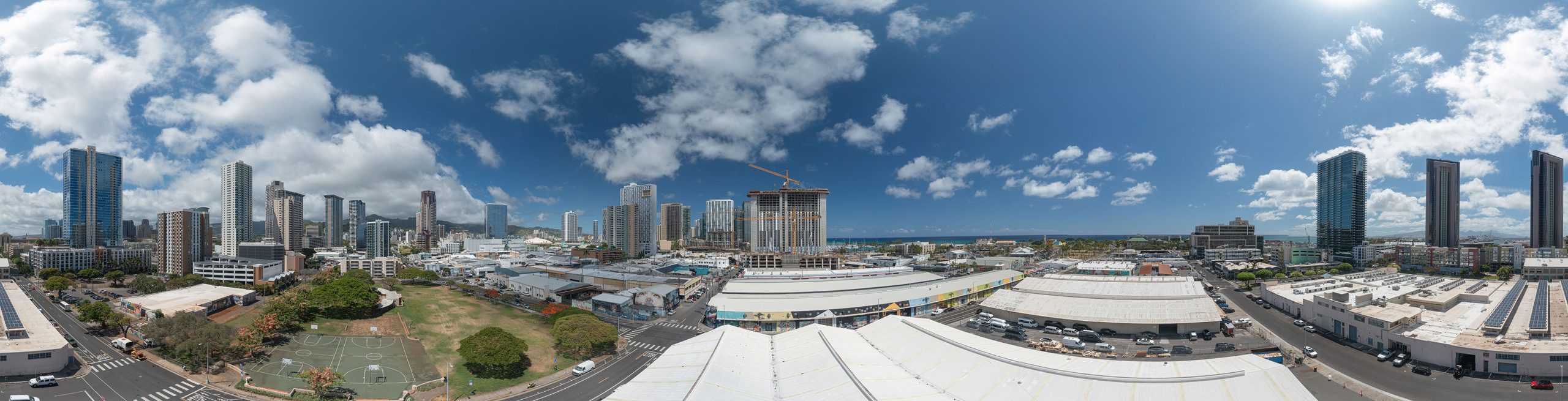 Full 360 degree drone panorama, Floor 33 — continuously rotating while TrueViews locks unit-specific views.